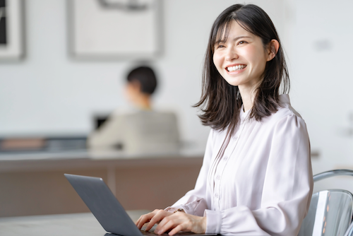 女性の画像